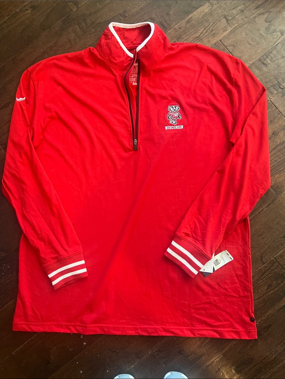 NWT Wisconsin Badgers 3-in-1 Double-Down T-Shirt & Quarter-Zip Set - Men's 4XL